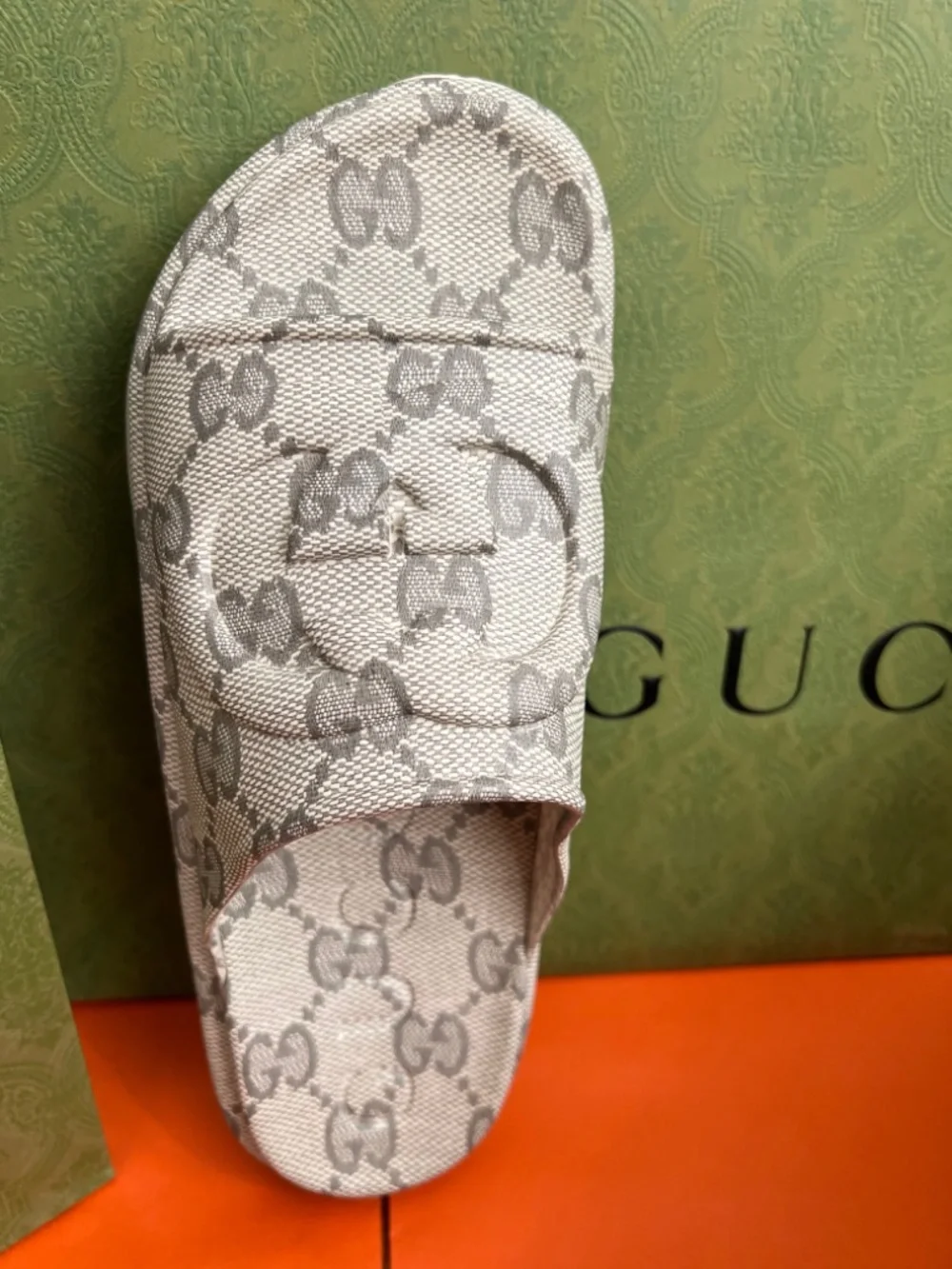Gucci Men's Shoes Maxi GG Slip-On Loafers Leather Light Size10.5 US 11 EU44.5
